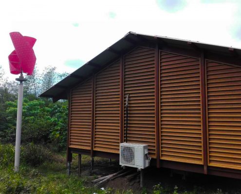 Vanuatu_WindTurbine_Back